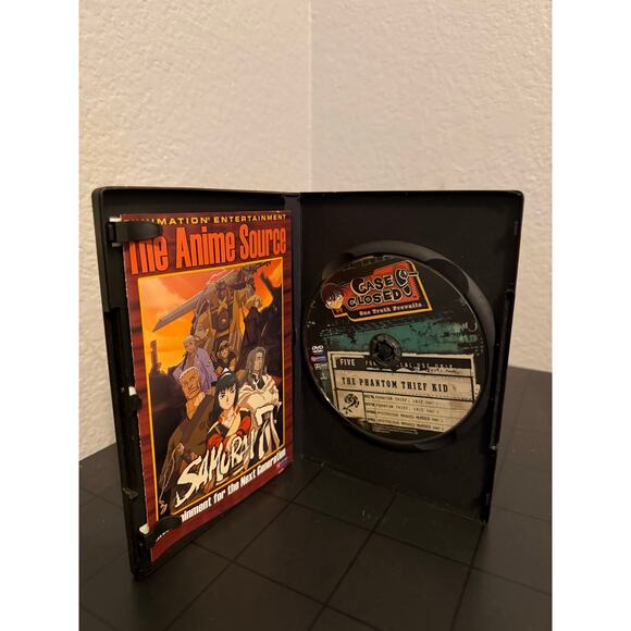 Case Closed: The Phantom Thief Kid DVD (2004) - Picture 3 of 4